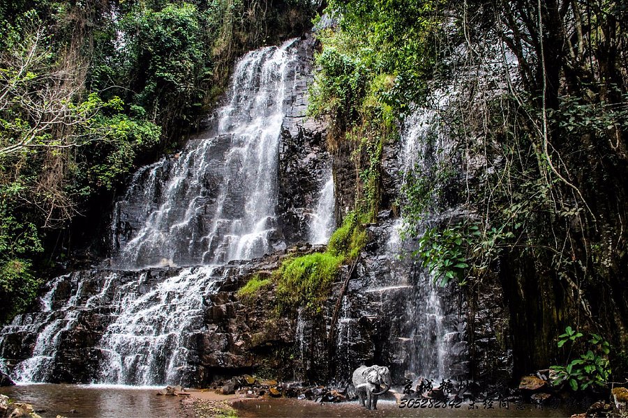 Karera Waterfalls image