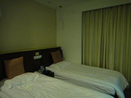 ニュースペースタイムルイリホテル上海 上海新時空瑞力酒店 New Shikong Jiating Hotel 上海 年最新の料金比較 口コミ 宿泊予約 トリップアドバイザー