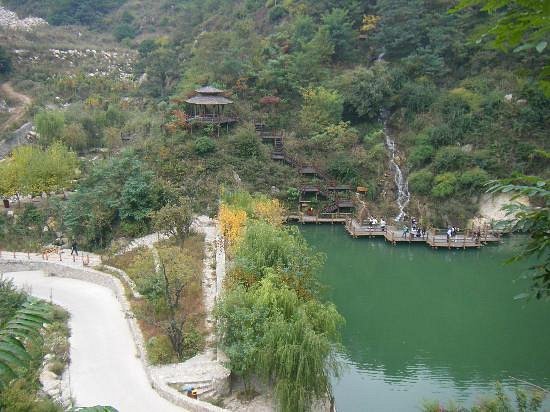 Jiu Ru Shan Waterfalls image