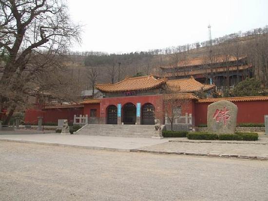 Anqiu Gongye Chang College image