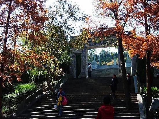 Huangdaxian Chisong Garden image