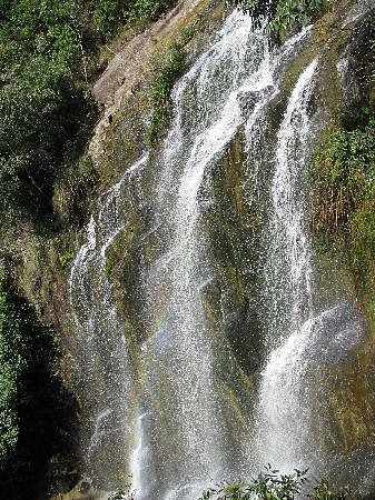 Qingyun Mountain Waterfall image