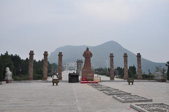 Xianyang Tangzhao Mausoleum image