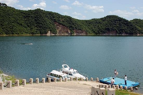 Guanshan Lake Scenic Resort image