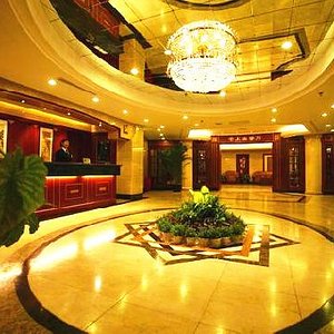 Seventh Heaven Hotel, hotel in Shanghai
