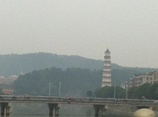 Baoguang Tower image
