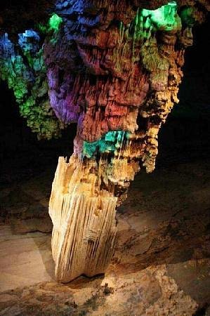 Pik Cloud Cave of Hangzhou image