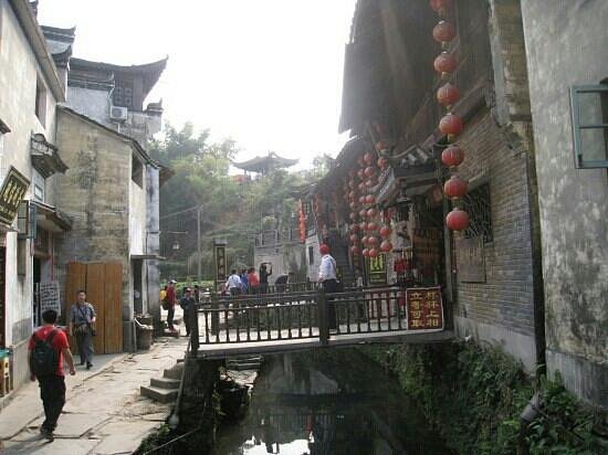 Jiaxing Ancient Town Tianning Scenic Resort image
