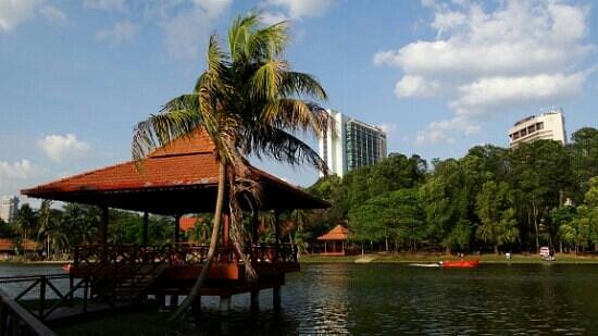 Shah Alam Lake Garden image