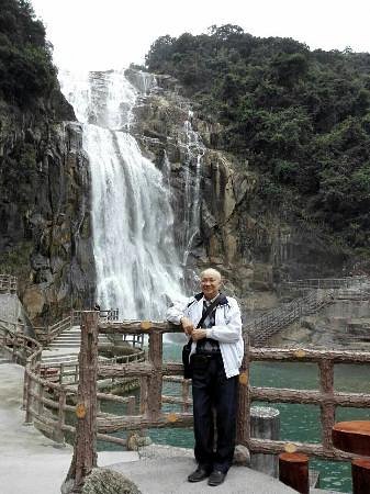 Meizhou Longgui Village Waterfall image