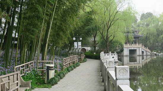 Lianhuazhuang Garden image