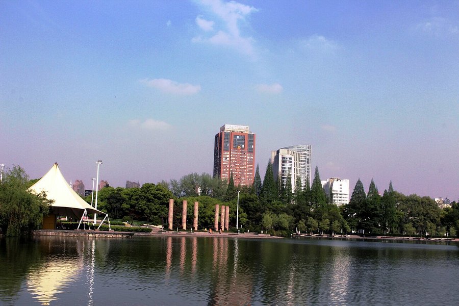 Jinghu Park of Wuhu image