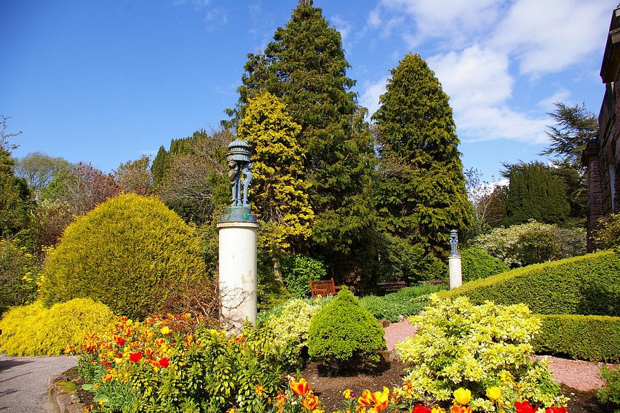 Burns Monument and Gardens image