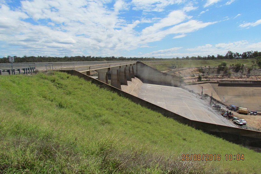 Fairbairn Dam image