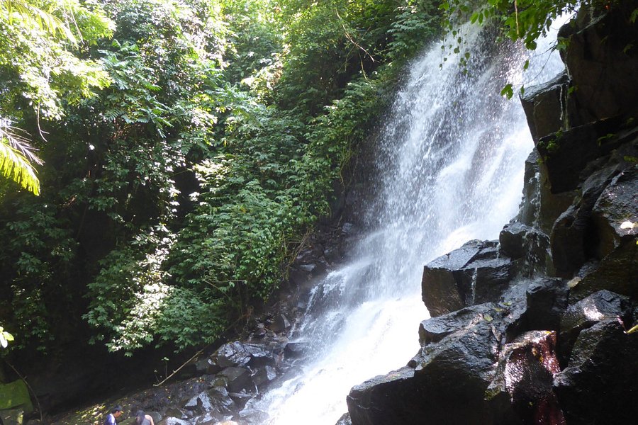 Kanto Lampo Waterfall image