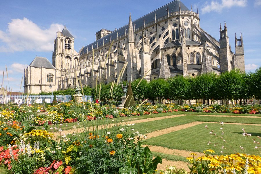 Cathedrale De Bourges image