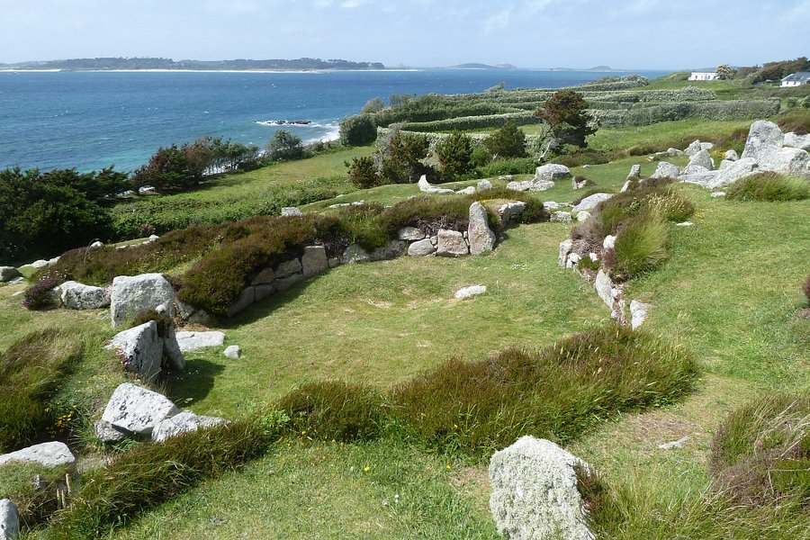 Bant's Carn Burial Chamber and Halangy Down Ancient Village image