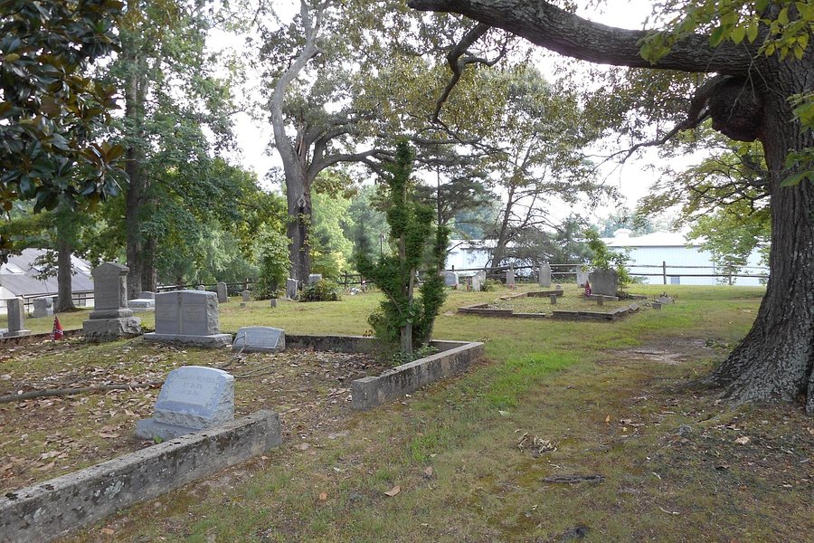 James City Chapel Cemetery image