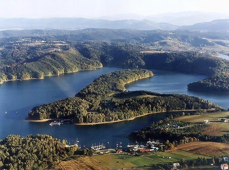 Lake Solina image