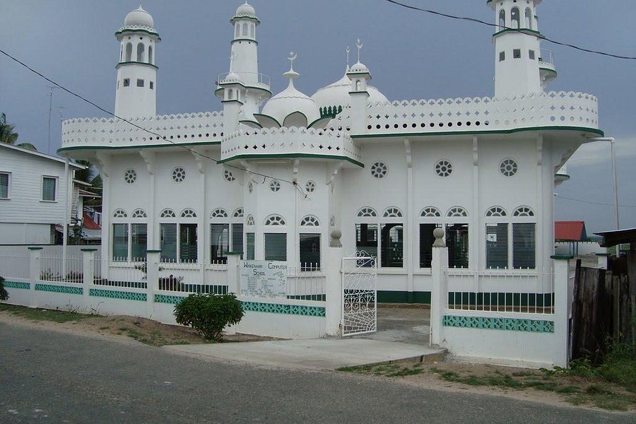 Wakenaam Mosque image