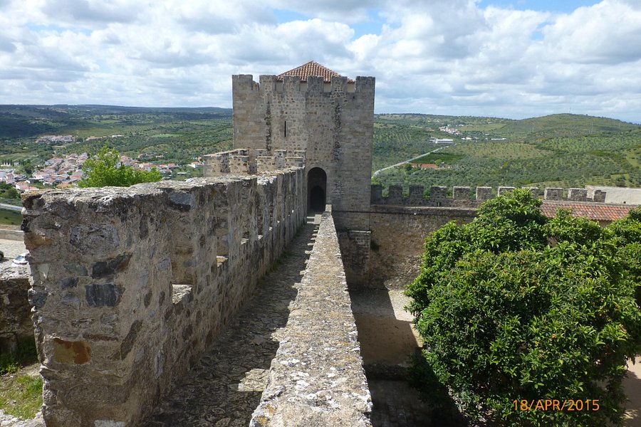 Elvas Castle image