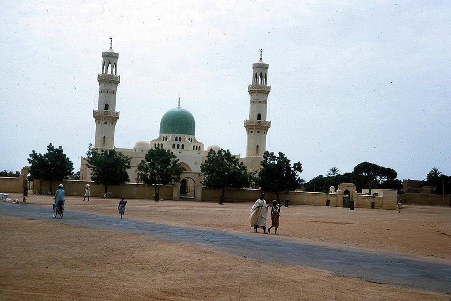 Central Mosque image