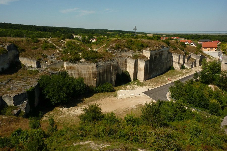 Fertőrákos Quarry and Cave Theatre image