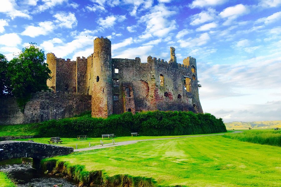 Laugharne Castle image