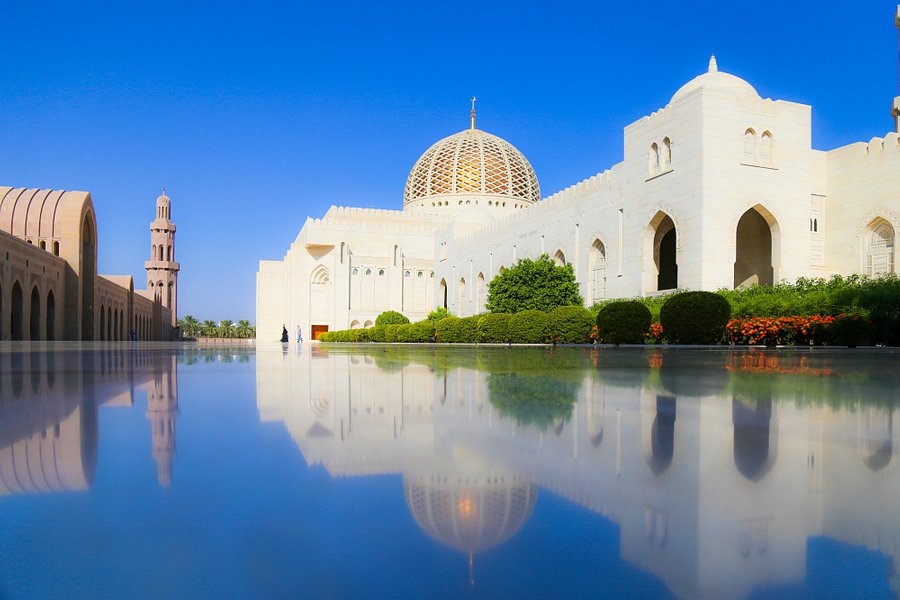 Sultan Qaboos Grand Mosque image