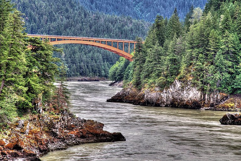 Alexandra Bridge Provincial Park image