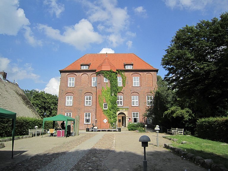 Schloss Agathenburg image