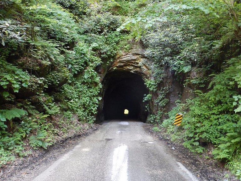 Nada Tunnel image