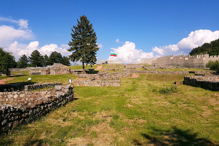 Krakra Fortress image