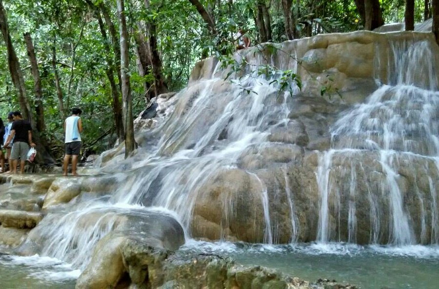 Wang Sai Thong Waterfall image