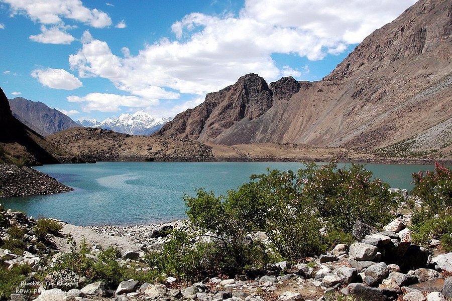 Kharfaq Lake image