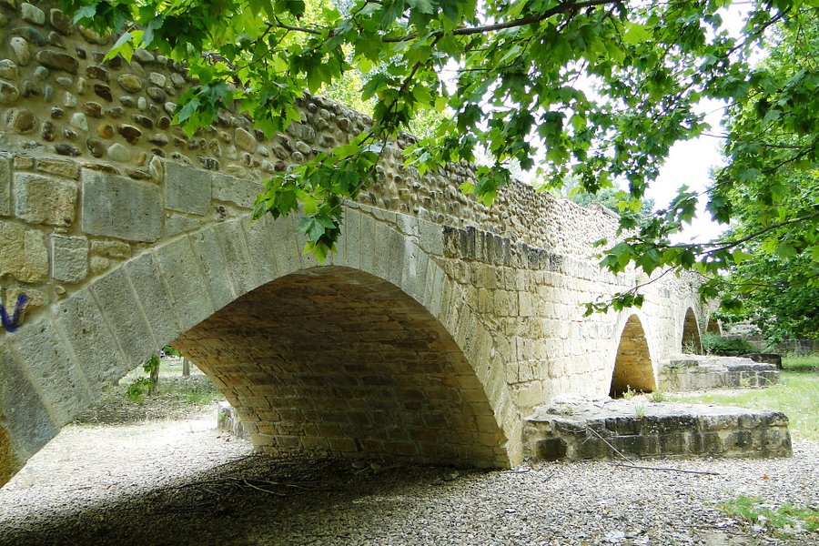 Puente Romano image