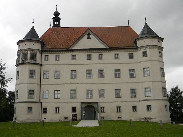 Lern- und Gedenkort Schloss Hartheim image