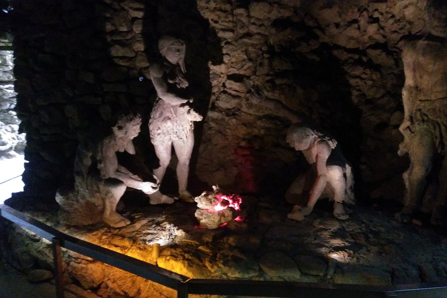 Risovaca Cave image