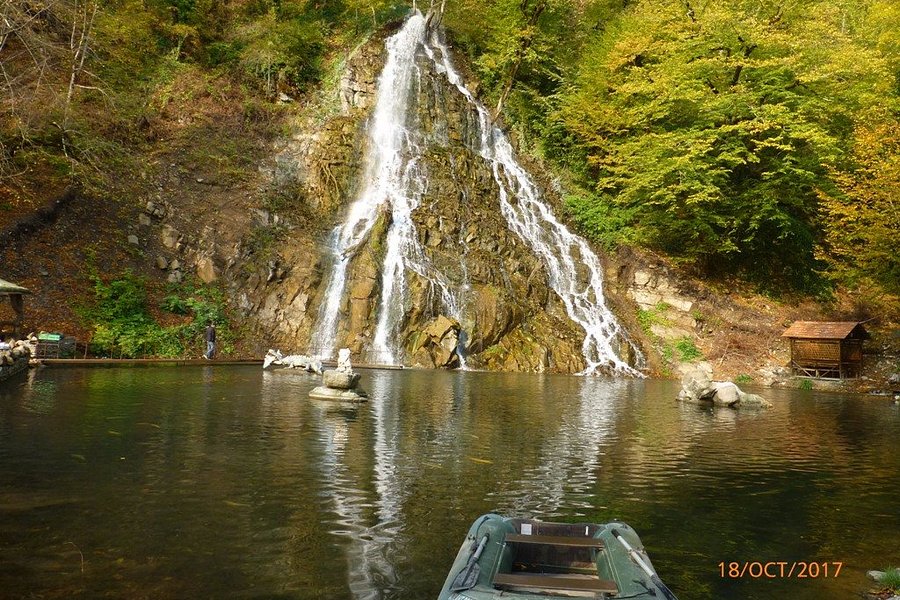 Yeddi Gozel Waterfall image