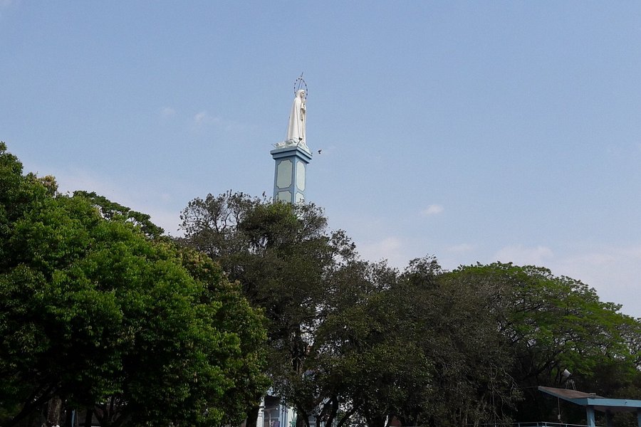 Monumento De Nossa Senhora De Fatima image