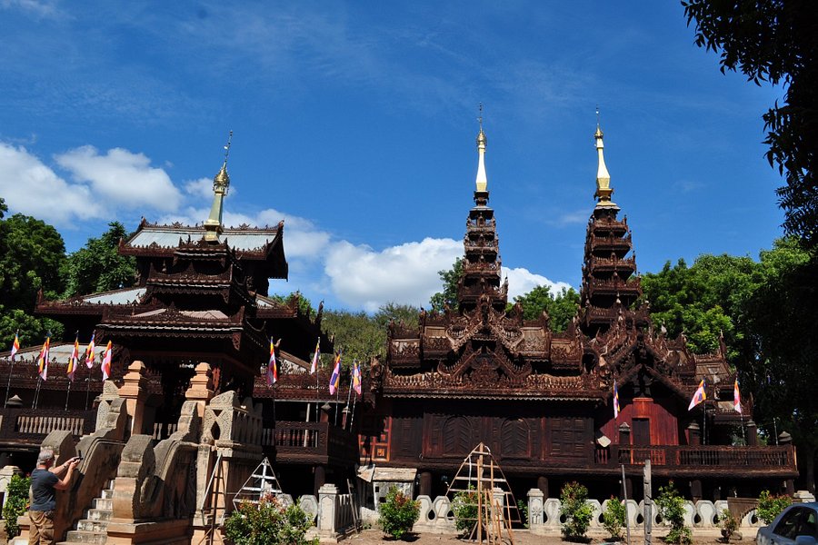 Nat Taung Kyaung Monastery image