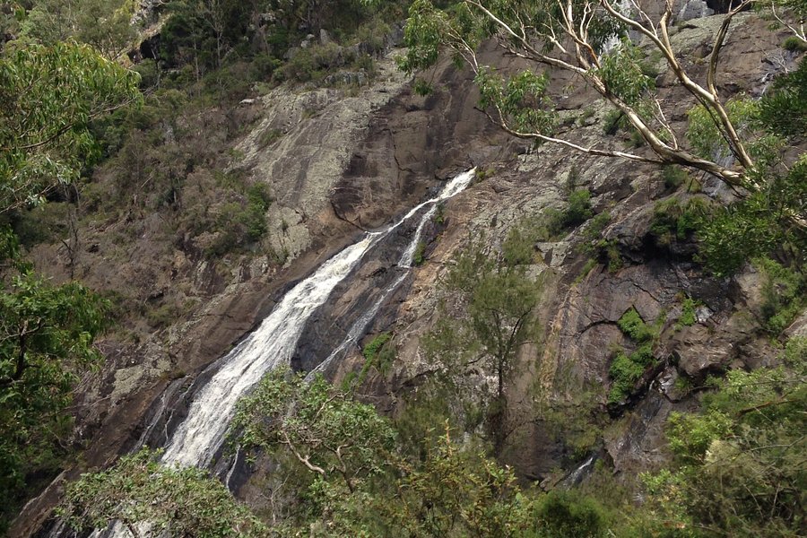 Undercliffe Falls image
