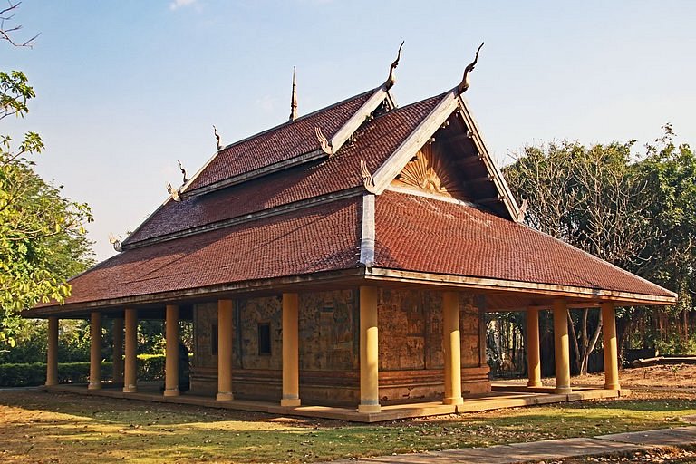 Wat Sa Bua Kaeo image