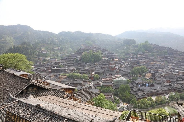 Qianhu Miao Village image