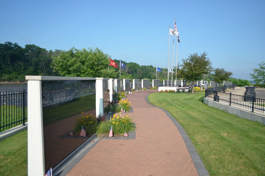 The Middle East Conflicts Wall Memorial image