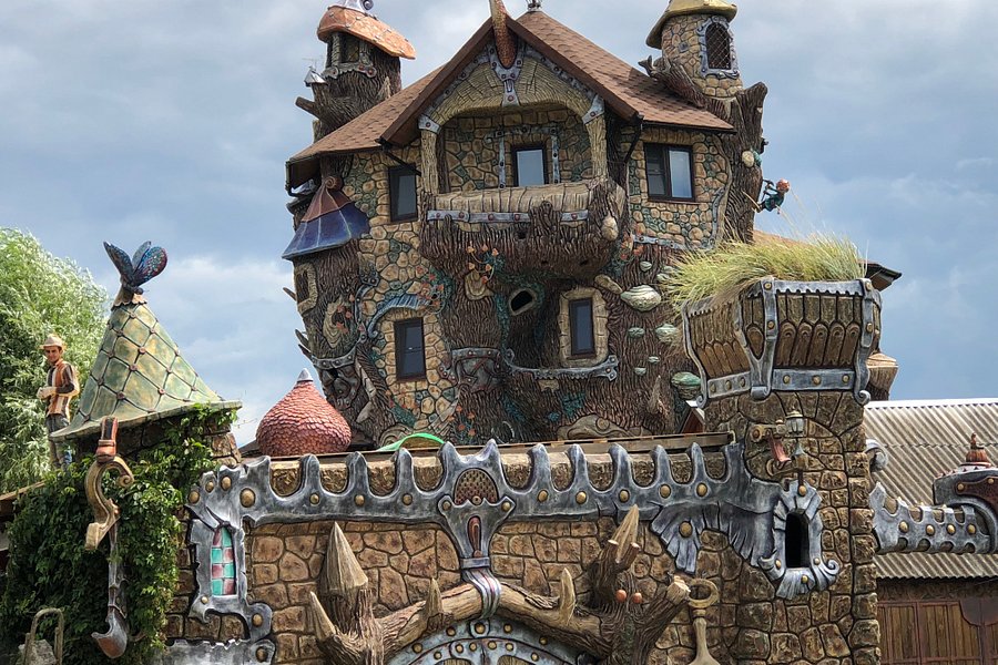 Fairytale House image