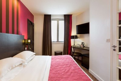Hotel photo 10 of Star Champs Elysees.