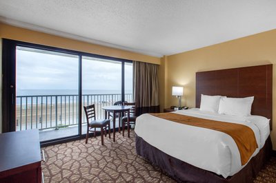 Hotel photo 3 of Coastal Hotel & Suites Virginia Beach - Oceanfront.