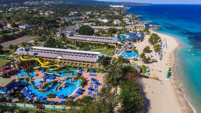 Hotel photo 10 of Jewel Runaway Bay Beach Resort & Waterpark.