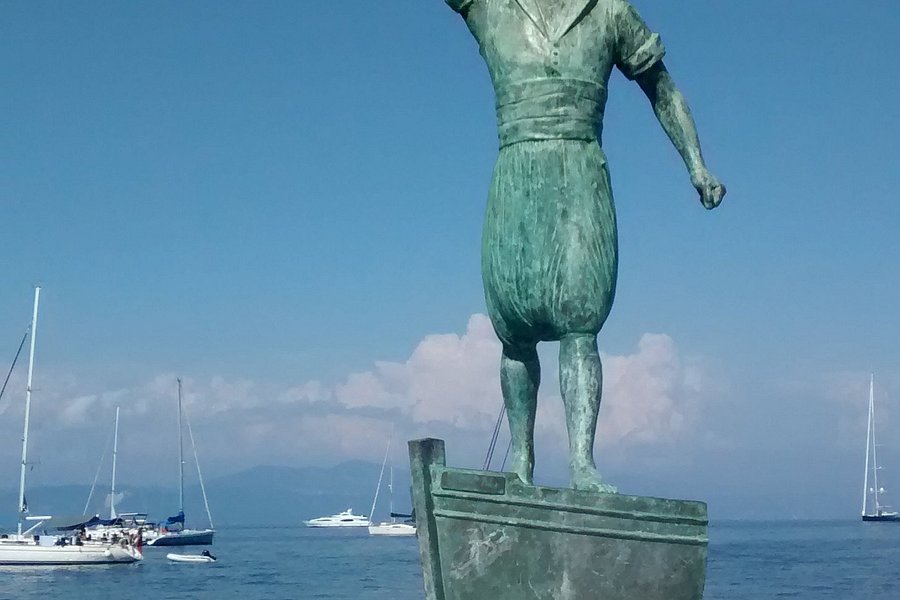 Statue of Georgios Anemogiannis image